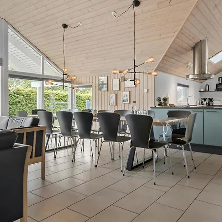 Pet Friendly In Sydals With Sauna Nyaraló Sønderby